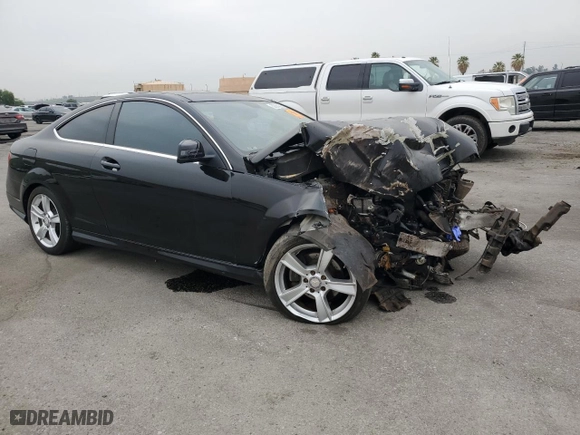 2013 Mercedes-Benz C-Class C 250 with VIN WDDGJ4HB1DG028076, listed as a Copart auction lot 50884695 with 0 mi miles and Salvage Title. Bid and sale history available at carsss.com. Image 4.