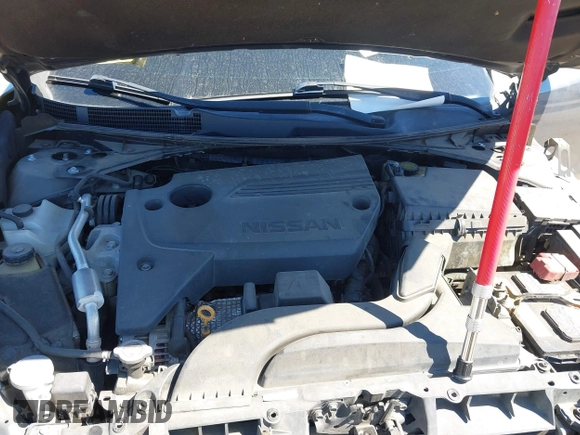 2016 Nissan Altima SR with VIN 1N4AL3AP1GC285363, listed as a IAAI auction lot 41754598 with 121,923 mi miles and . Bid and sale history available at carsss.com. Image 10.