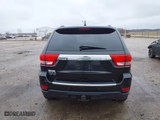 2013 Jeep Grand Cherokee Limited with VIN 1C4RJFBG4DC633137, listed as a IAAI auction lot 41235064 with 163,820 mi miles. Bid and sale history available at carsss.com. Image 17.