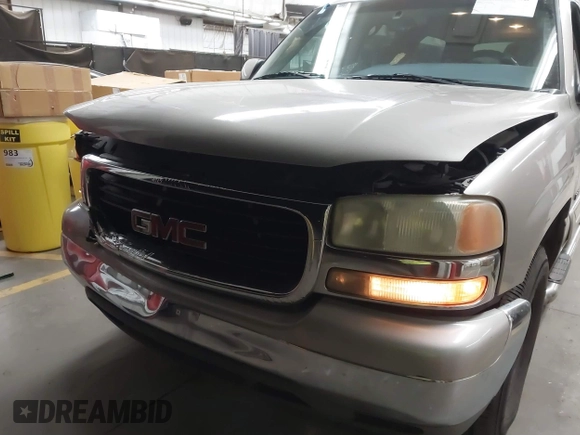 2004 GMC Yukon XL SLE with VIN 3GKEC16T14G149236, listed as a IAAI auction lot 41550083 with 165,759 mi miles. Bid and sale history available at carsss.com. Image 6.