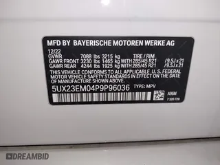 2023 BMW X7 xDrive40i with VIN 5UX23EM04P9P96036, listed as a IAAI auction lot 41235512 with 35,661 mi miles. Bid and sale history available at carsss.com. Image 9.