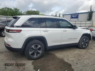 2022 Jeep Grand Cherokee with VIN 1C4RJYB65N8749633, listed as a Copart auction lot 51568275 with 27,913 mi miles and Salvage title. Bid and sale history available at DreamBid. Image 3.