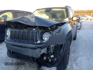 2016 Jeep Renegade Latitude with VIN ZACCJBBT6GPD80057, listed as a IAAI auction lot 41268210 with 95,618 mi miles. Bid and sale history available at carsss.com. Image 17.