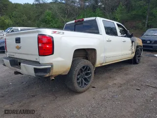 2017 Chevrolet Silverado 1500 LT with VIN 3GCUKRECXHG192702, listed as a IAAI auction lot 41952803 with 1 mi miles. Bid and sale history available at carsss.com. Image 4.