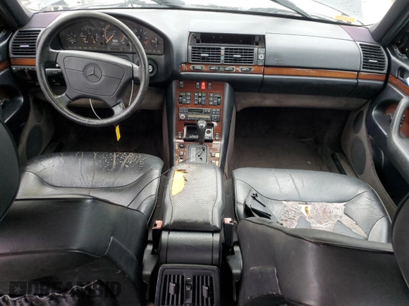 1995 Mercedes-Benz S 320 with VIN WDBGA32E5SA274778, listed as a Copart auction lot 45676305 with 102,942 mi miles and Salvage Title. Bid and sale history available at DreamBid. Image 8.