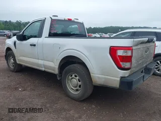 2022 Ford F-150 XL with VIN 1FTMF1CBXNKE23893, listed as a IAAI auction lot 42605938 with 120,591 mi miles and . Bid and sale history available at DreamBid. Image 3.