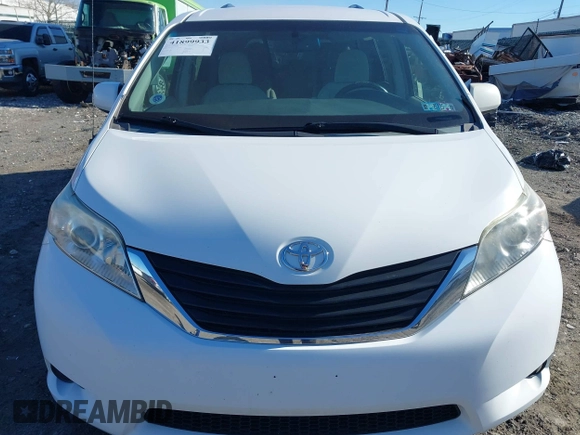 2014 Toyota Sienna LE AAS with VIN 5TDKK3DC6ES489789, listed as a IAAI auction lot 41899933 with 81,090 mi miles and . Bid and sale history available at DreamBid. Image 12.