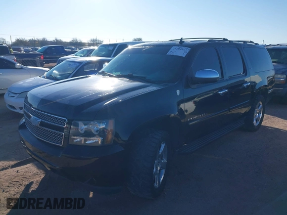 2008 Chevrolet Suburban LTZ with VIN 3GNFK16338G304546, listed as a IAAI auction lot 41404453 with 174,443 mi miles. Bid and sale history available at carsss.com. Image 12.