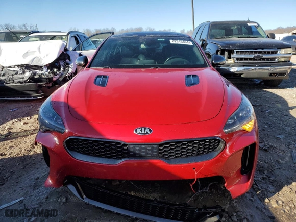 2018 Kia Stinger GT2 with VIN KNAE55LC9J6040020, listed as a Copart auction lot 82816894 with 101,520 mi miles and Salvage Title. Bid and sale history available at carsss.com. Image 5.