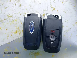 2020 Ford Escape SE z VIN 1FMCU9G64LUC69806, wystawiony jako IAAI lot #42075446 z przebiegiem 93 769 mil mil oraz . Historia ofert i sprzedaży dostępna na DreamBid. Obrazek 11.