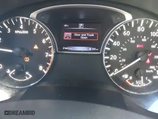 2017 Nissan Altima 2.5 SV with VIN 1N4AL3AP0HC277398, listed as a IAAI auction lot 40918944 with 214,412 mi miles. Bid and sale history available at carsss.com. Image 7.
