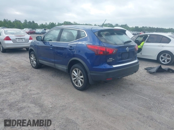 2017 Nissan Rogue Sport SL with VIN JN1BJ1CR7HW101392, listed as a IAAI auction lot 42142211 with 108,869 mi miles. Bid and sale history available at carsss.com. Image 3.