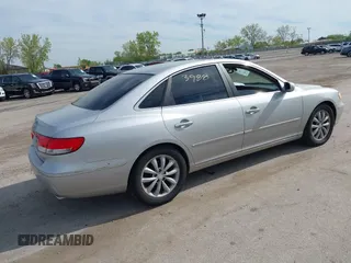 2006 Hyundai Azera SE with VIN KMHFC46F66A088989, listed as a IAAI auction lot 42213988 with 102,532 mi miles and . Bid and sale history available at DreamBid. Image 4.