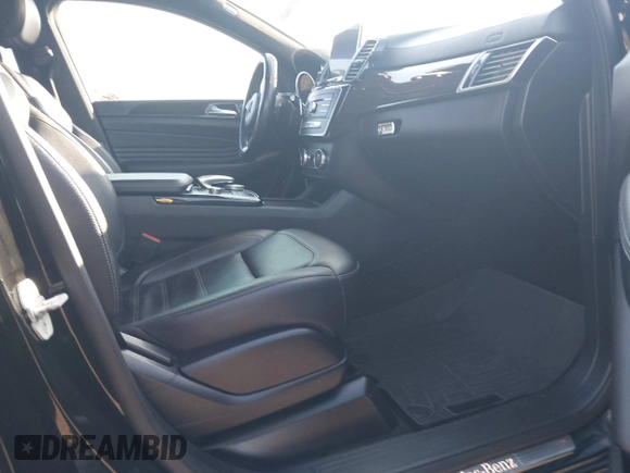 2016 Mercedes-Benz GLE 450 AMG z VIN 4JGED6EB9GA026538, wystawiony jako IAAI lot #41930608 z przebiegiem 107 055 mil mil oraz . Historia ofert i sprzedaży dostępna na DreamBid. Obrazek 5.