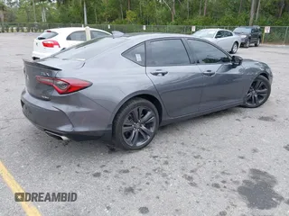 2023 Acura TLX w/A-Spec Package z VIN 19UUB6F58PA006068, wystawiony jako IAAI lot #41922648 z przebiegiem 32 779 mil mil oraz . Historia ofert i sprzedaży dostępna na DreamBid. Obrazek 4.