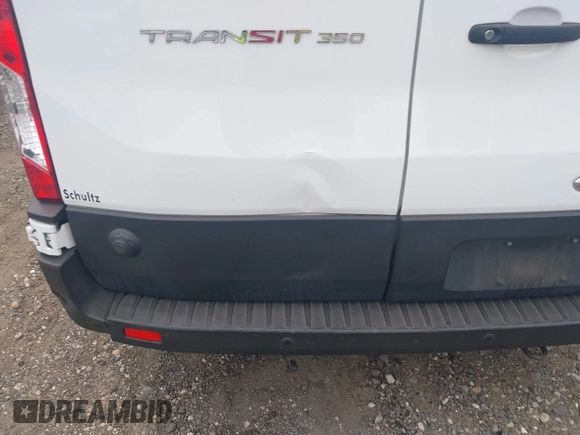 2019 Ford Transit Passenger XL with VIN 1FBZX2CM9KKA25228, listed as a IAAI auction lot 40274823 with 35,155 mi miles. Bid and sale history available at carsss.com. Image 6.