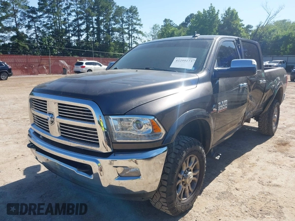 2015 Ram 2500 Laramie z VIN 3C6UR5FL6FG708769, wystawiony jako IAAI lot #42299173 z przebiegiem 101 660 mil mil oraz . Historia ofert i sprzedaży dostępna na DreamBid. Obrazek 18.