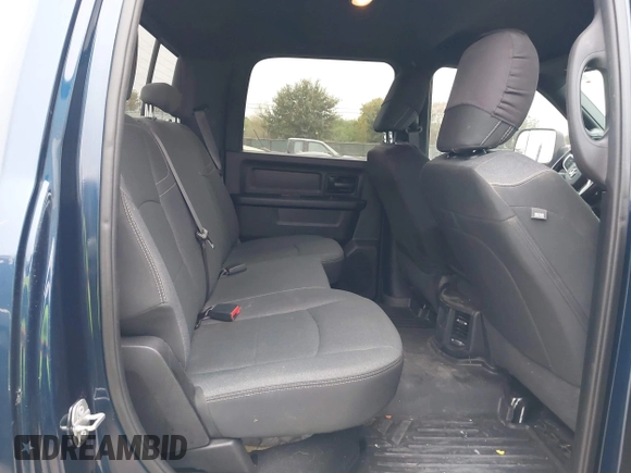 2021 Ram 2500 Tradesman with VIN 3C6UR5CL4MG584602, listed as a IAAI auction lot 40994669 with 68,000 mi miles. Bid and sale history available at carsss.com. Image 8.