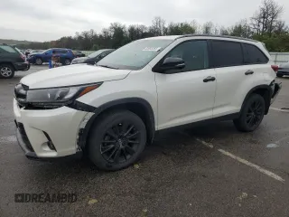 2019 Toyota Highlander SE with VIN 5TDJZRFH3KS975667, listed as a Copart auction lot 62555355 with 40,912 mi miles and Salvage title. Bid and sale history available at DreamBid. Image 1.