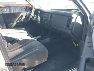 2004 Dodge Dakota Sport with VIN 1D7HG38K44S591424, listed as a IAAI auction lot 41645873 with 135,396 mi miles. Bid and sale history available at carsss.com. Image 5.