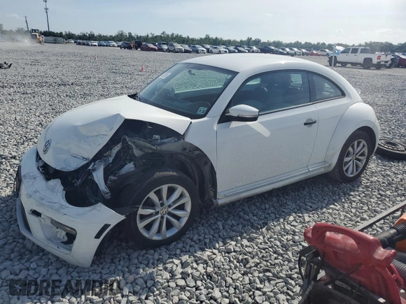 2017 Volkswagen Beetle Fleet z VIN 3VWF17AT4HM625936, wystawiony jako Copart lot #52192265 z przebiegiem 109 113 mil mil oraz Czysty tytuł • Clean title. Historia ofert i sprzedaży dostępna na DreamBid. Obrazek 1.