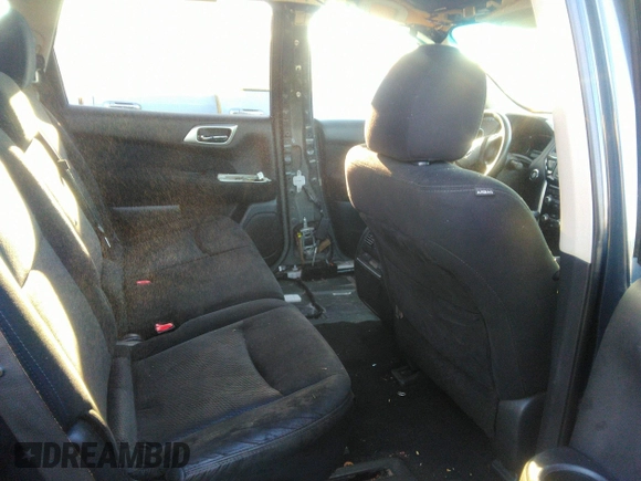2015 Nissan Pathfinder SV with VIN 5N1AR2MN7FC697066, listed as a IAAI auction lot 39068545 with 230,971 mi miles and . Bid and sale history available at DreamBid. Image 8.