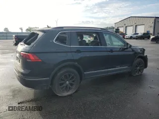 2021 Volkswagen Tiguan SE with VIN 3VV3B7AX6MM100281, listed as a Copart auction lot 54163285 with 69,517 mi miles and Clean Title. Bid and sale history available at DreamBid. Image 3.