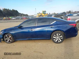 2020 Nissan Altima 2.5 S with VIN 1N4BL4BV3LC122859, listed as a IAAI auction lot 41546761 with 130,238 mi miles. Bid and sale history available at carsss.com. Image 15.