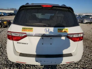 2011 Honda Odyssey LX with VIN 5FNRL5H23BB084501, listed as a Copart auction lot 48118105 with 317,420 mi miles and Salvage Title. Bid and sale history available at carsss.com. Image 6.