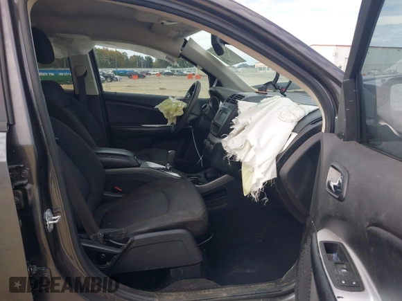2019 Dodge Journey SE Value with VIN 3C4PDCAB1KT860354, listed as a IAAI auction lot 40605889 with 137,346 mi miles and . Bid and sale history available at DreamBid. Image 5.