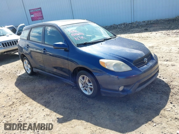 2006 Toyota Matrix STD with VIN 2T1KR32E26C595103, listed as a IAAI auction lot 42004662 with 231,044 mi miles and . Bid and sale history available at carsss.com. Image 1.