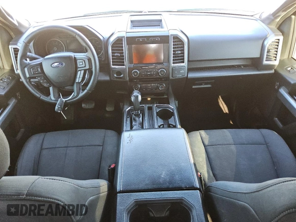 2016 Ford F-150 XL with VIN 1FTEW1CP4GKD28930, listed as a Copart auction lot 82823994 with 207,026 mi miles and Clean title. Bid and sale history available at DreamBid. Image 8.
