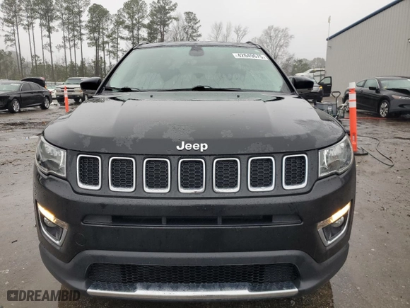 2019 Jeep Compass Limited with VIN 3C4NJCCBXKT843727, listed as a Copart auction lot 42649675 with 19,641 mi miles and Salvage Title. Bid and sale history available at carsss.com. Image 5.