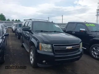 2009 Chevrolet Tahoe 2LT z VIN 1GNFK23019R151442, wystawiony jako IAAI lot #42093860 z przebiegiem 241 924 mil mil oraz . Historia ofert i sprzedaży dostępna na DreamBid. Obrazek 1.