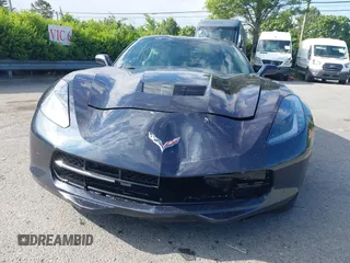 2015 Chevrolet Corvette 1LT z VIN 1G1YB2D74F5103152, wystawiony jako IAAI lot #42206302 z przebiegiem 50 260 mil mil oraz . Historia ofert i sprzedaży dostępna na DreamBid. Obrazek 12.