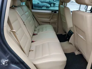 2008 Volkswagen Touareg V6 with VIN WVGBE77LX8D045580, listed as a Copart auction lot 51677485 with 108,062 mi miles and Clean title. Bid and sale history available at DreamBid. Image 11.