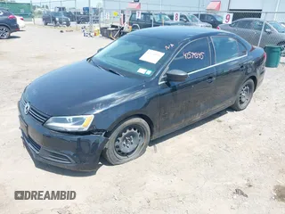 2013 Volkswagen Jetta SE z VIN 3VWDP7AJ7DM311471, wystawiony jako IAAI lot #42574345 z przebiegiem 81 760 mil mil oraz . Historia ofert i sprzedaży dostępna na DreamBid. Obrazek 2.