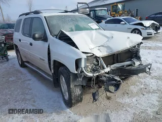 2004 GMC Envoy XL SLE with VIN 1GKET16S046229037, listed as a IAAI auction lot 41369595 with 178,729 mi miles. Bid and sale history available at carsss.com. Image 1.