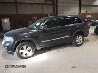 2013 Jeep Grand Cherokee Laredo with VIN 1C4RJFAG9DC583269, listed as a IAAI auction lot 41241085 with 147,995 mi miles. Bid and sale history available at carsss.com. Image 18.