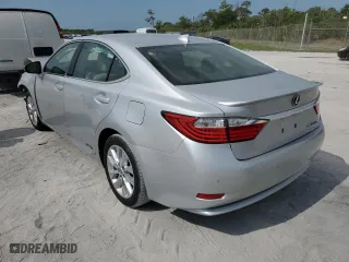 2015 Lexus ES 300h Hybrid with VIN JTHBW1GG4F2086750, listed as a Copart auction lot 52436823 with 109,085 mi miles. Bid and sale history available at carsss.com. Image 2.