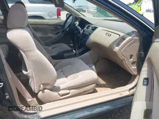 1998 Honda Accord EX z VIN 1HGCG3257WA012427, wystawiony jako IAAI lot #42230192 z przebiegiem 215 230 mil mil oraz . Historia ofert i sprzedaży dostępna na DreamBid. Obrazek 5.