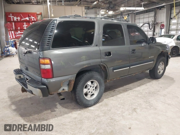 2001 Chevrolet Tahoe LT with VIN 1GNEK13T11J227454, listed as a IAAI auction lot 41513937 with 284,210 mi miles. Bid and sale history available at carsss.com. Image 4.