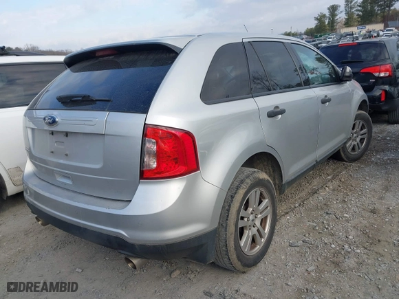 2012 Ford Edge SE with VIN 2FMDK3GC4CBA18383, listed as a IAAI auction lot 41520285 with 215,234 mi miles. Bid and sale history available at carsss.com. Image 4.