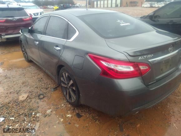 2016 Nissan Altima 2.5 SL with VIN 1N4AL3APXGC153024, listed as a IAAI auction lot 41559255 with 100,180 mi miles. Bid and sale history available at carsss.com. Image 3.