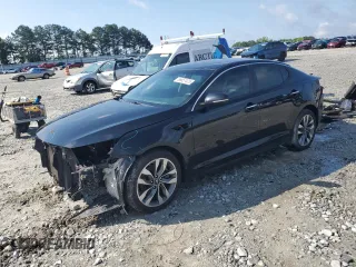 2015 Kia Optima SX z VIN 5XXGR4A71FG437987, wystawiony jako Copart lot #56657475 z przebiegiem 146 403 mil mil oraz Szkoda całkowita • Salvage title. Historia ofert i sprzedaży dostępna na DreamBid. Obrazek 1.