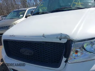 2004 Ford F-150 XL с VIN 1FTVX14564NC70615, выставлен на аукционе IAAI как лот 41832031 с пробегом Не указан миль и . История ставок и продаж доступна на DreamBid. Изображение 10.