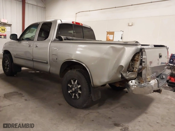 2005 Toyota Tundra SR5 with VIN 5TBBT44155S459077, listed as a IAAI auction lot 41622265 with 210,746 mi miles. Bid and sale history available at carsss.com. Image 3.