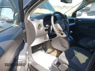 2017 Jeep Compass Sport with VIN 1C4NJCBB8HD134097, listed as a IAAI auction lot 42094456 with 110,967 mi miles and . Bid and sale history available at carsss.com. Image 5.