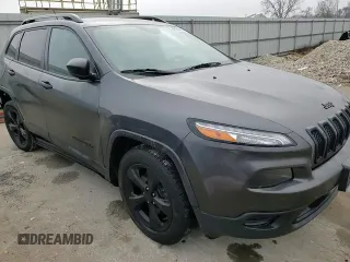 2017 Jeep Cherokee Altitude z VIN 1C4PJLABXHW578483, wystawiony jako Copart lot #84121914 z przebiegiem 118 259 mil mil oraz Szkoda całkowita • Salvage title. Historia ofert i sprzedaży dostępna na DreamBid. Obrazek 12.