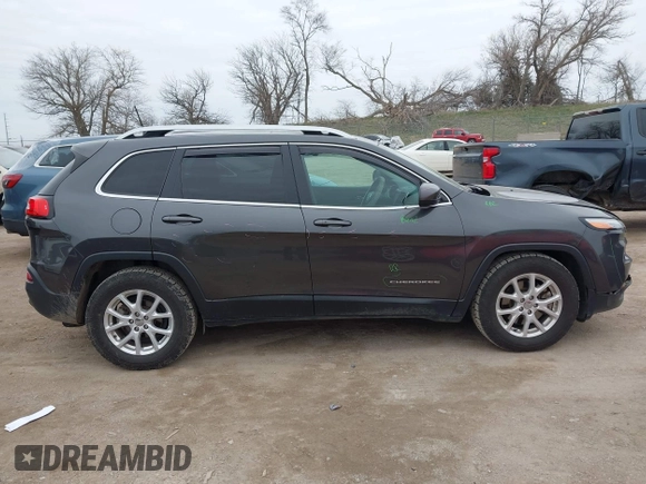 2016 Jeep Cherokee 75th Anniversary with VIN 1C4PJLCB1GW190344, listed as a IAAI auction lot 41951042 with 90,814 mi miles. Bid and sale history available at carsss.com. Image 14.